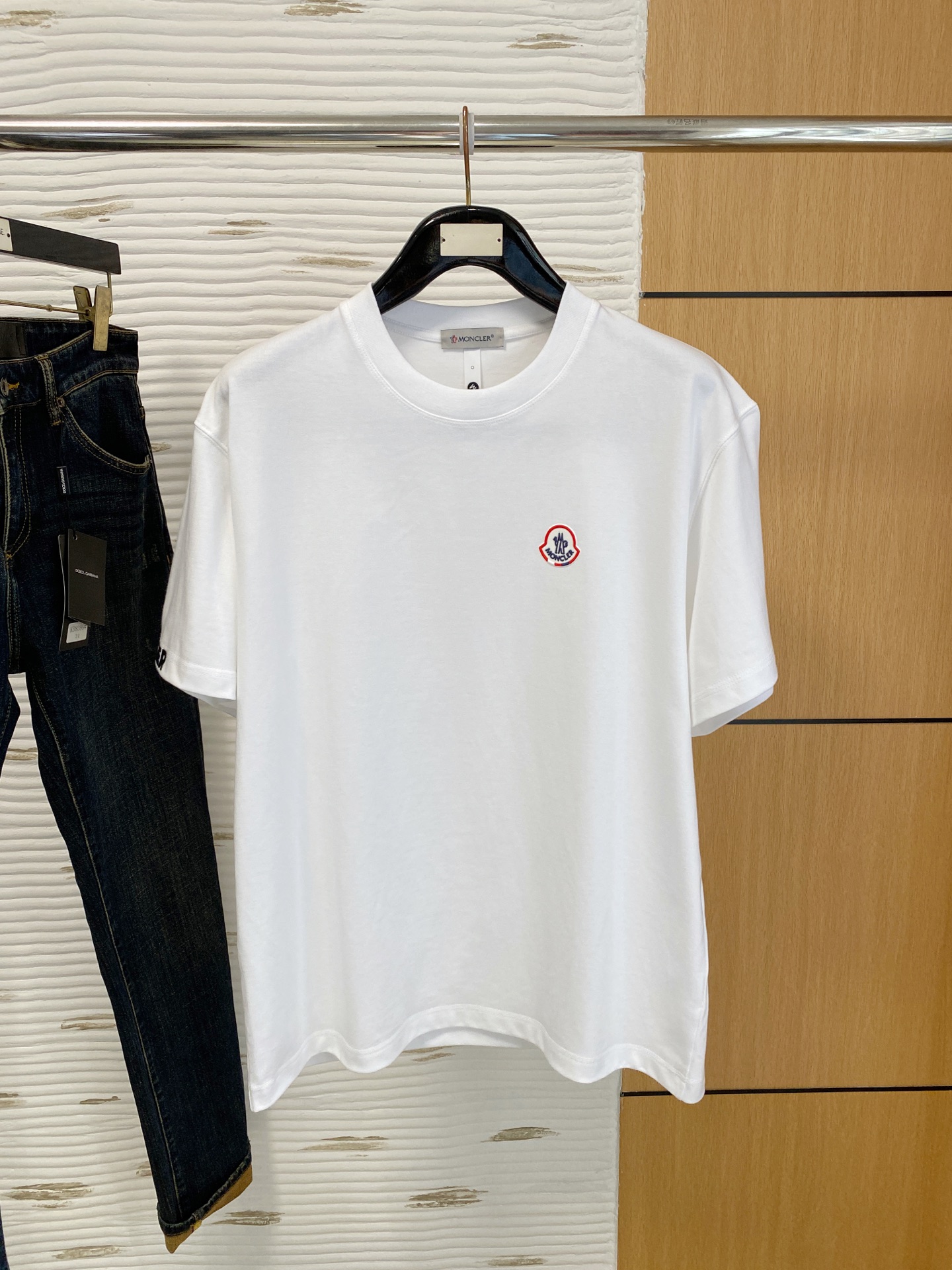 short sleeves